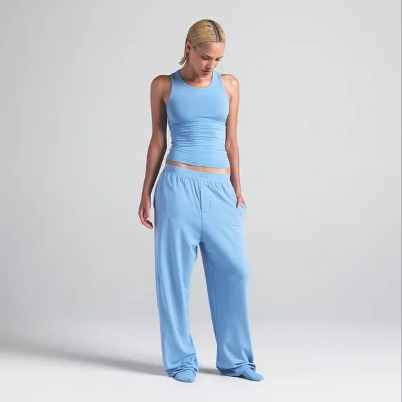SKIMS NWT Boyfriend Loose Pant in Color Marina; Size XS - Picture 2 of 6